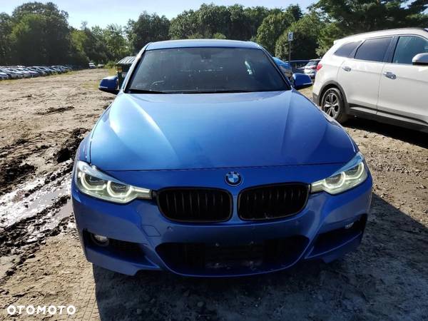 BMW Seria 3 328i xDrive Sport Line - 3