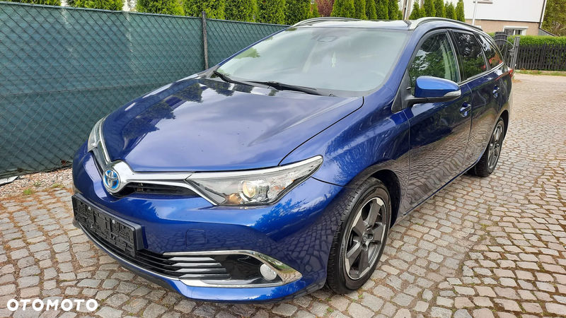 Toyota Auris 1.8 VVT-i Hybrid Automatik Touring Sports Executive - 2