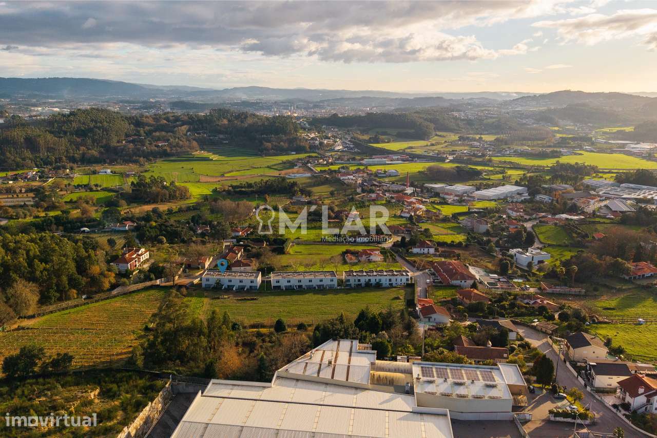 Moradia T3 em Mouquim, Vila Nova de Famalicão-43