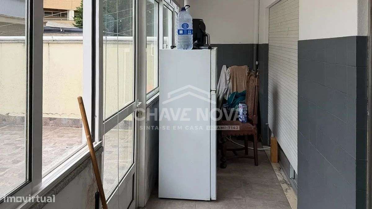 T2+1 c/ Garagem + arrumos +Terraço-26