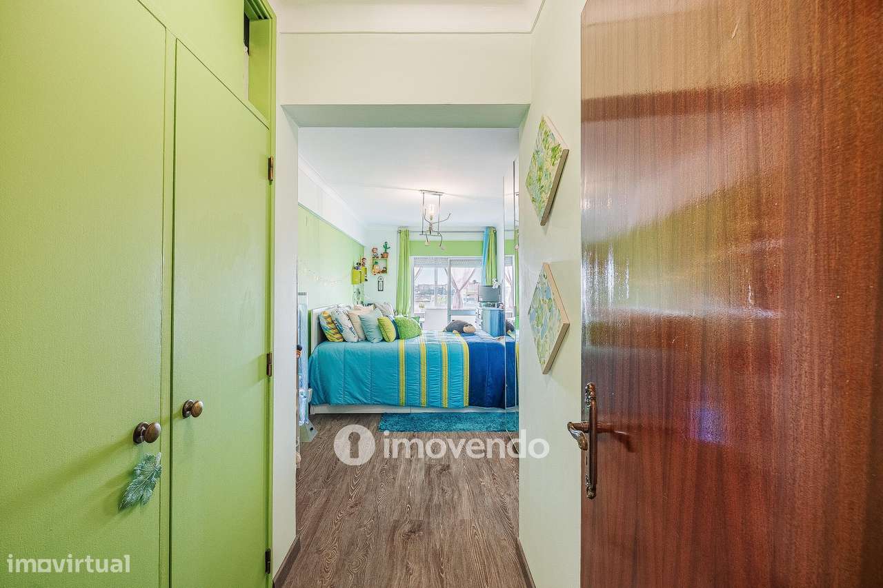 Apartamento T3, com áreas amplas, em Setúbal-41