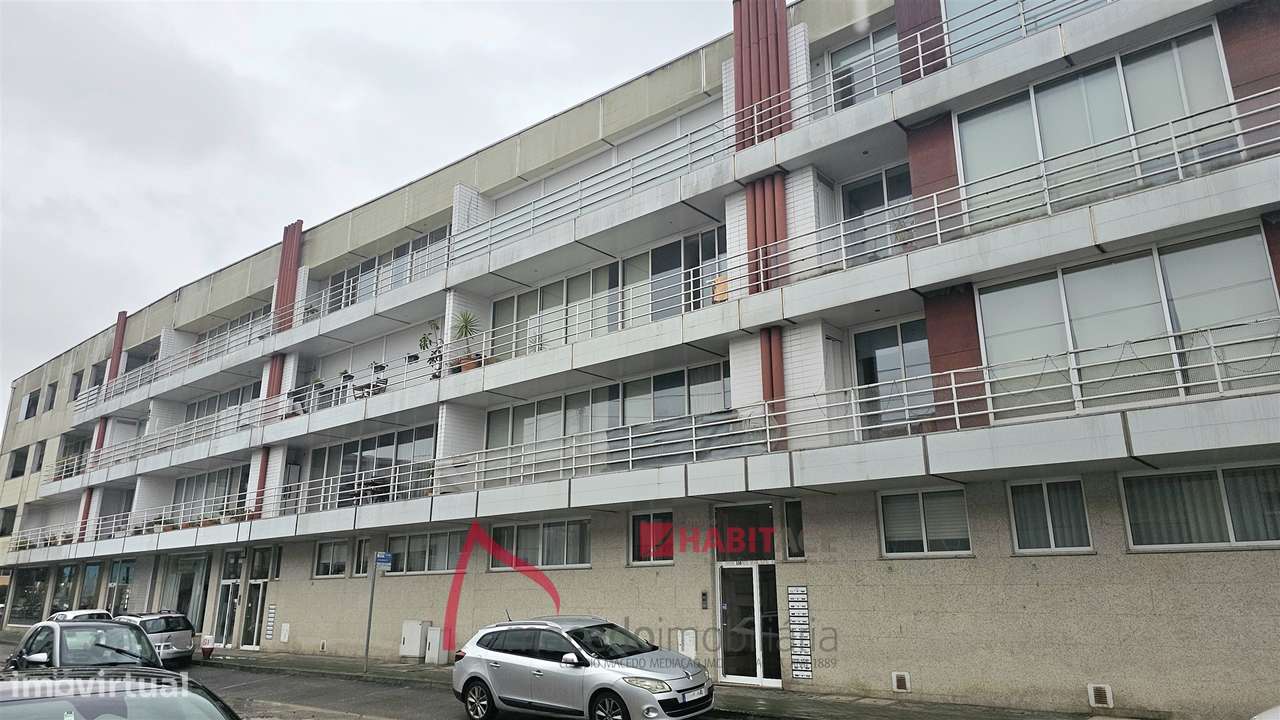 Apartamento T3 com 2 frentes e varandas em Ferreiros – Braga  O Seu Ap-46