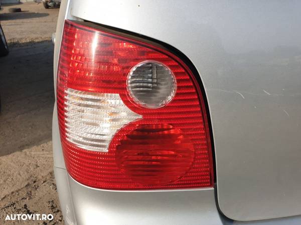 Stop Tripla Lampa Stanga Volkswagen Polo 9N 2002 - 2005 - 1