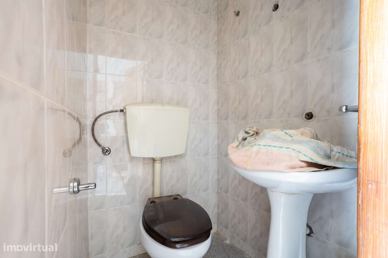 Loja com montra na Penha de França: Oportunidade Única de Investimento - Grande imagem: 4/8