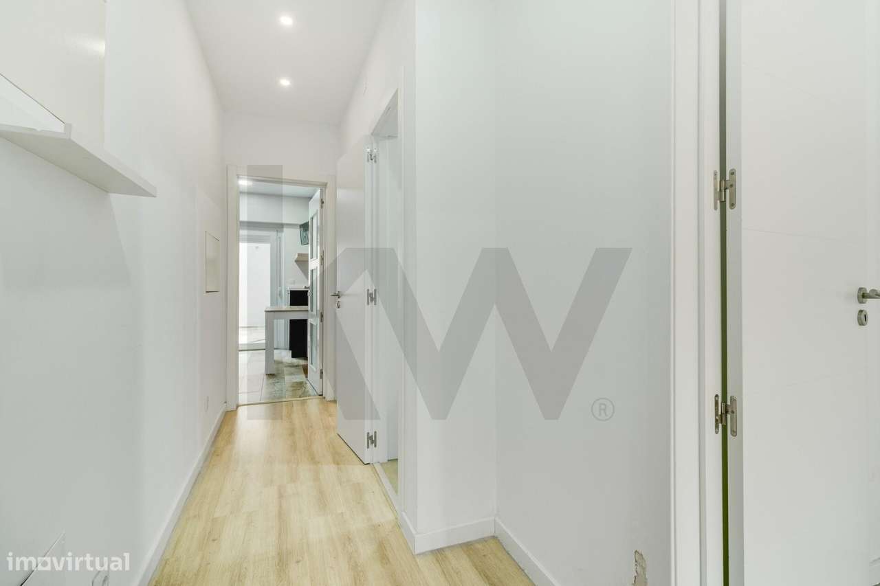 T2 junto ao Metro, com Terraço de 25m2! | Pontinha, Odivelas - Grande imagem: 4/23