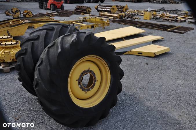 FELGA OPONA WARIATOR NEW HOLLAND TF78 TX66 - 22