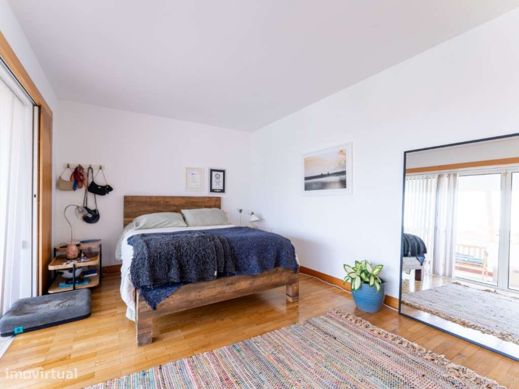 Fantástica moradia situada em Venda Nova- São Martinho do Porto-36