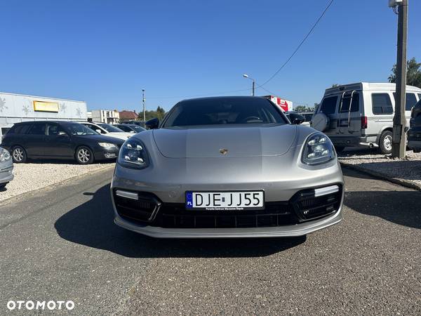 Porsche Panamera 4 GPF Sport Turismo - 14