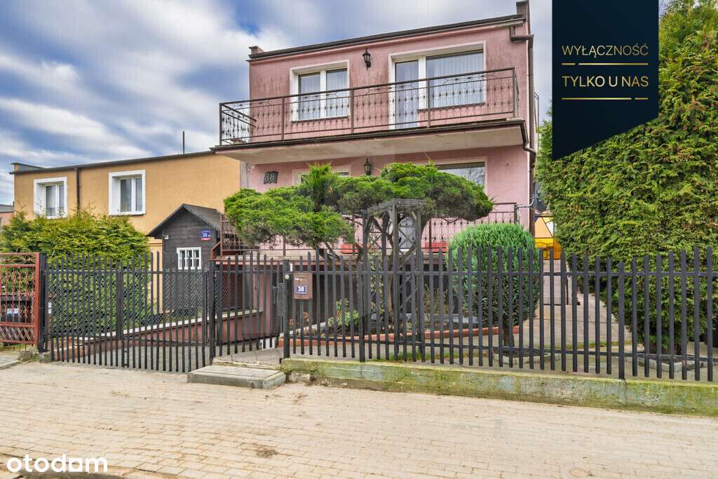 Dom z dwoma lokalami mieszkalnymi w Rumi-0