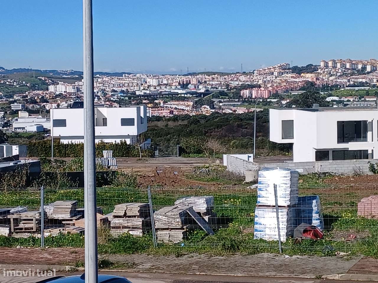 Terreno para construção de moradia unifamiliar - Grande imagem: 4/4