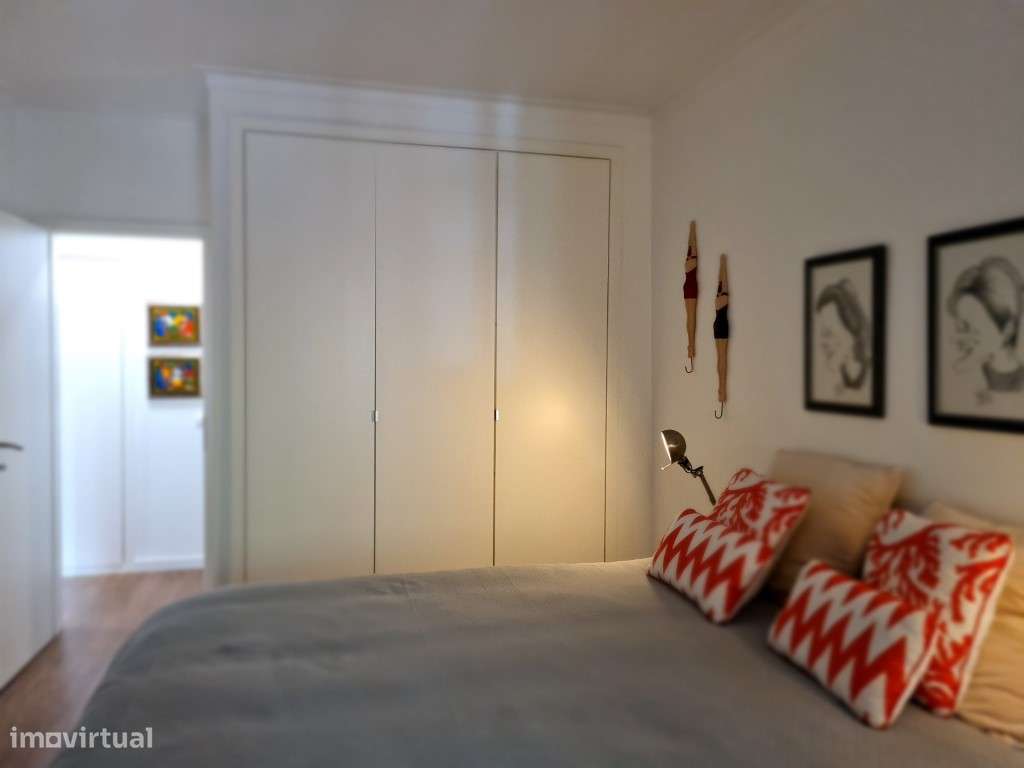 Vende-se T2 com ótima vista de mar-17