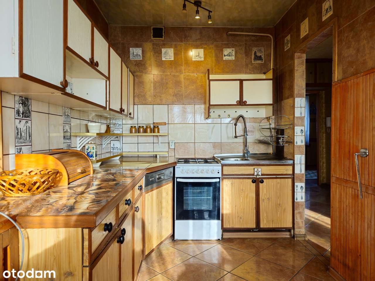 Przestronne M-4 Osiedle Korfantego w niskim bloku!-3