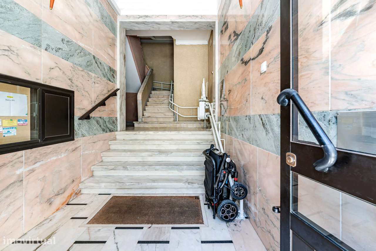 Apartamento T1 Como Novo, em Corroios-21