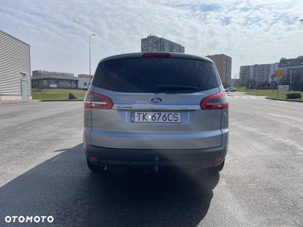 Ford S-Max - 28