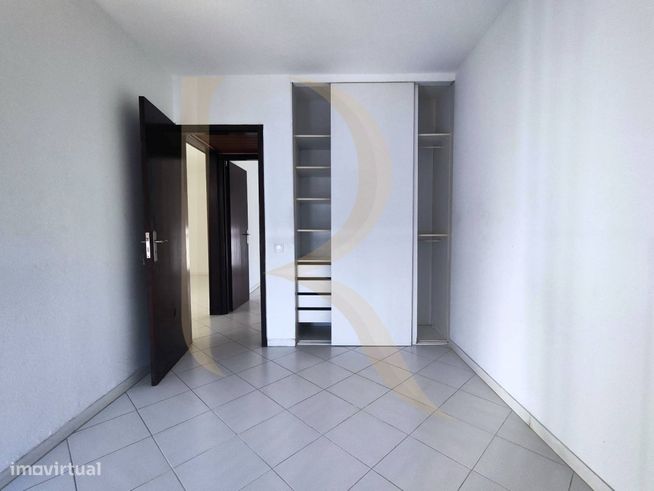 Apartamento T2 com elevador no Miratejo-20