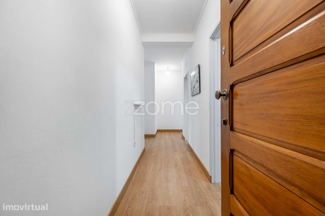 Apartamento T2, renovado, junto à marginal de Esposende - Grande imagem: 5/29