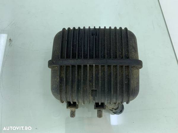 Rezervor vacuum Audi A4 B6 AVF / AWX EU3 2001-2004  8E0129955 - 4