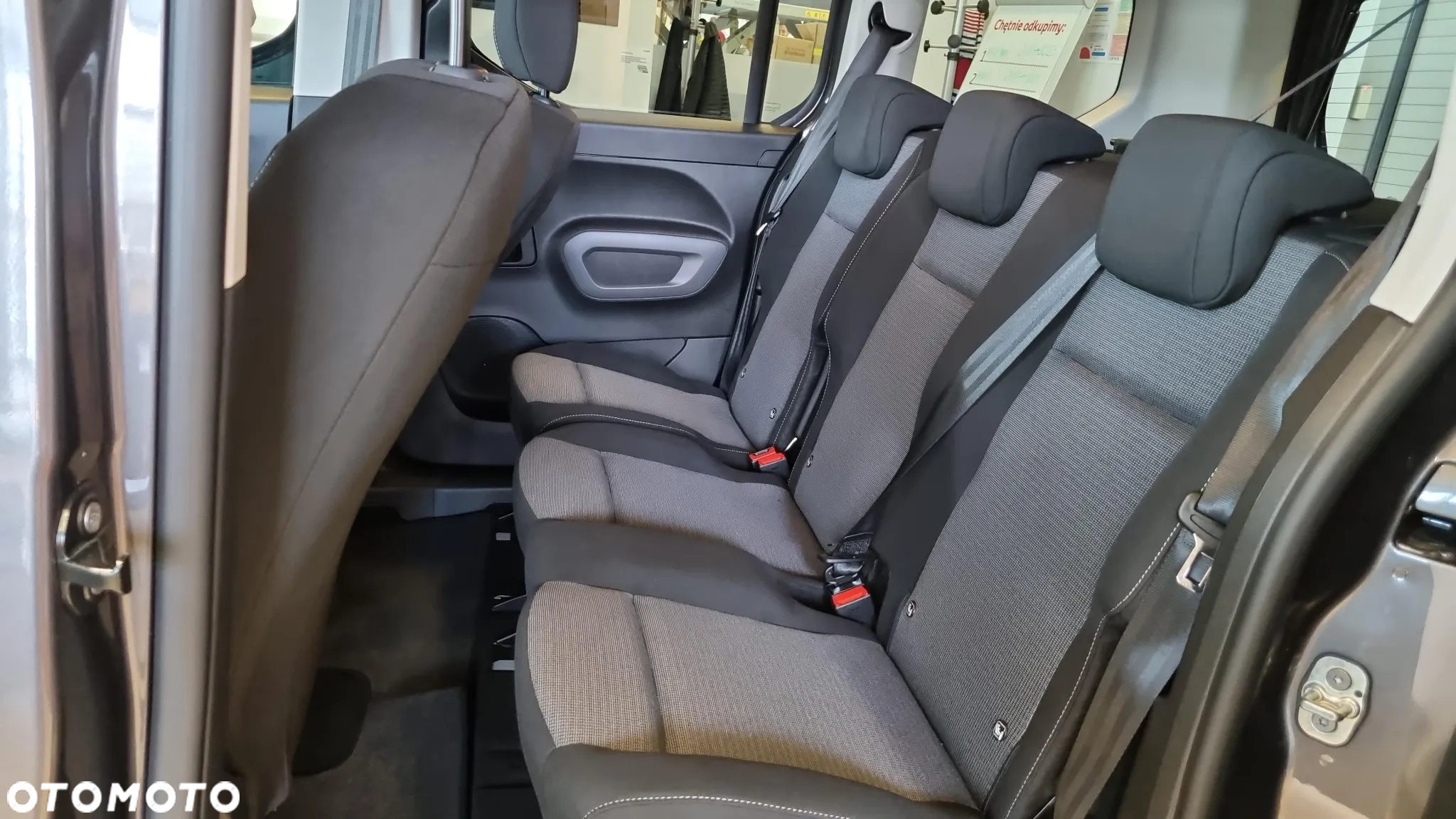 Toyota Proace City Verso 1.2 D-4T Business - 12