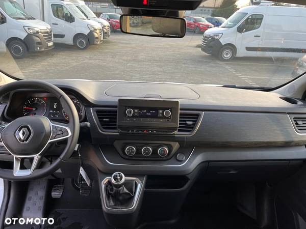 Renault Trafic - 15