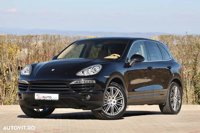 Porsche Cayenne - 2