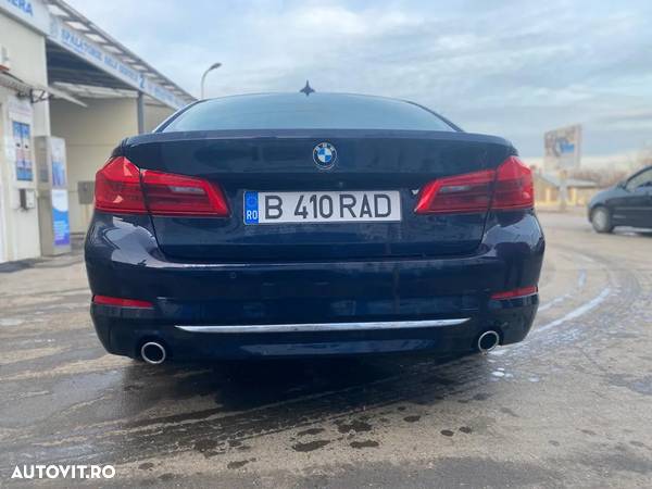 BMW Seria 5 520d Aut. Luxury Line - 2