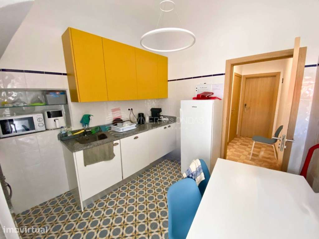 Investimento no Coração de Évora | Moradia T6 Duplex Remodelada - Grande imagem: 5/38