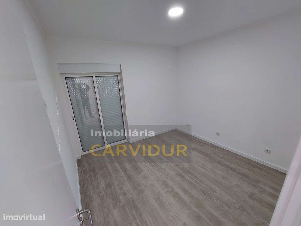 Baixa da Banheira Remodelação total R/C com quintal e anexo-7