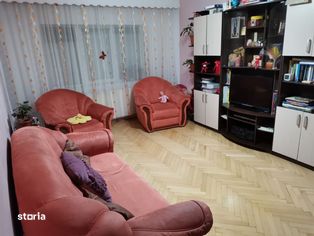 Apartament 3 camere zona D-va Nord finisat 52.000 Euro neg