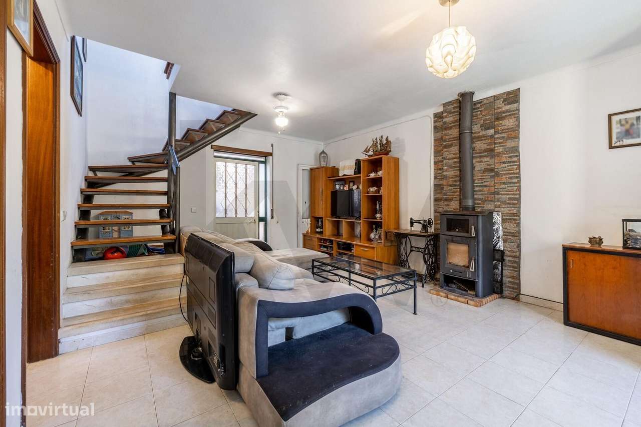 Moradia T3 em banda com terraço | Calvaria de Baixo | Batalha - Grande imagem: 5/27