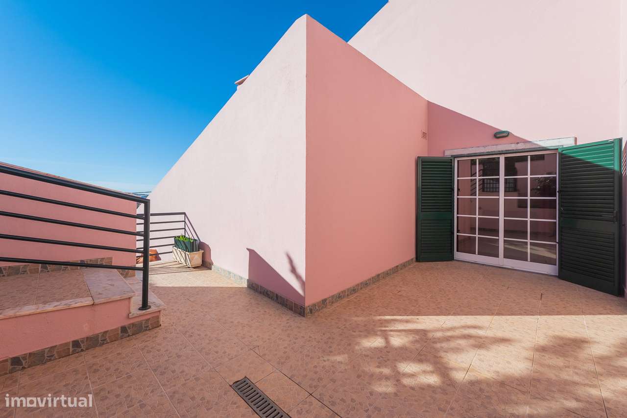 Moradia 3 Quartos - Geminada - Ramada-16