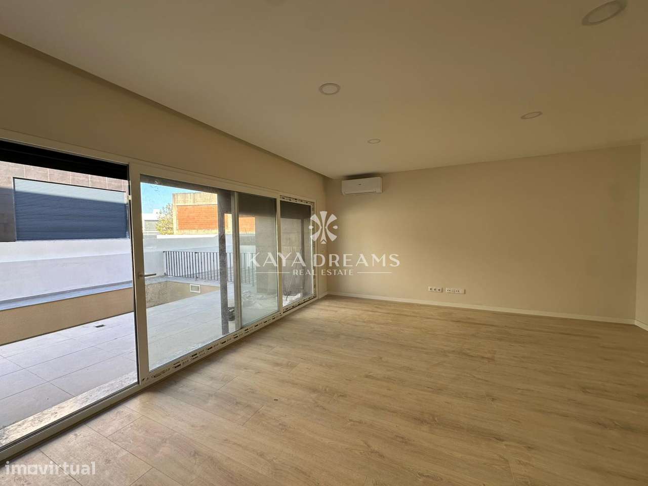 Moradia T5 com Piscina - Nova a estrear em Torres Vedras-10