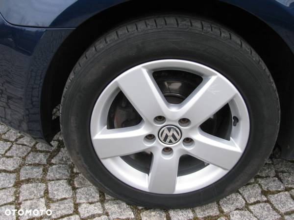 Volkswagen Golf 1.6 TDI BlueMotion Technology Trendline - 32