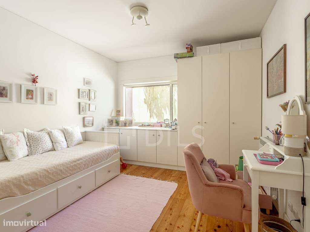 Apartamento T3 com varanda, na Estrela-15