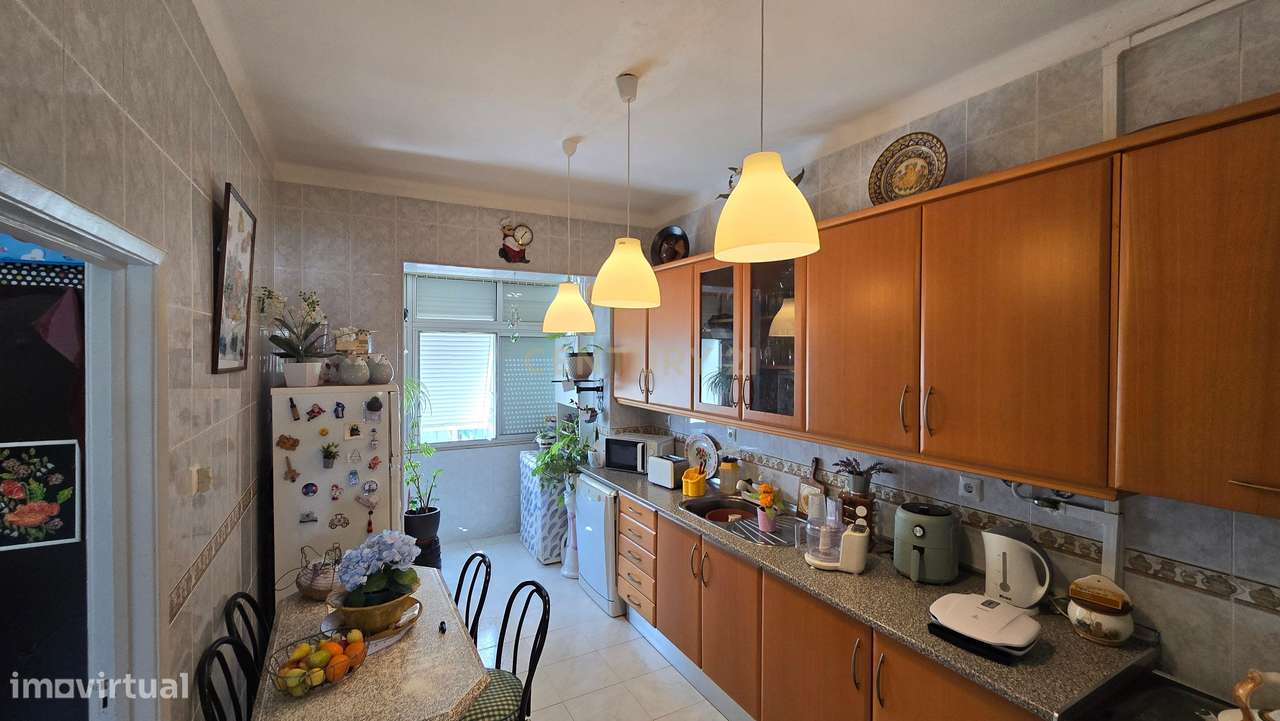 Apartamento T3 em Excelente Estado no Lavradio – Barreiro - Grande imagem: 2/18