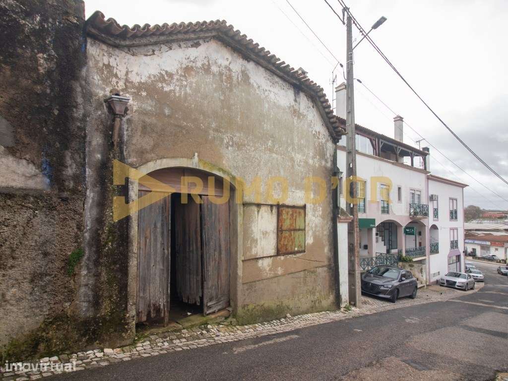 ADEGA PARA RECUPERAR - OLHALVO, ALENQUER-9