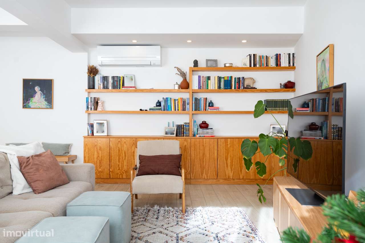 Apartamento T3 Remodelado com Master Suite e Estacionamento – Amoreira - Grande imagem: 3/43