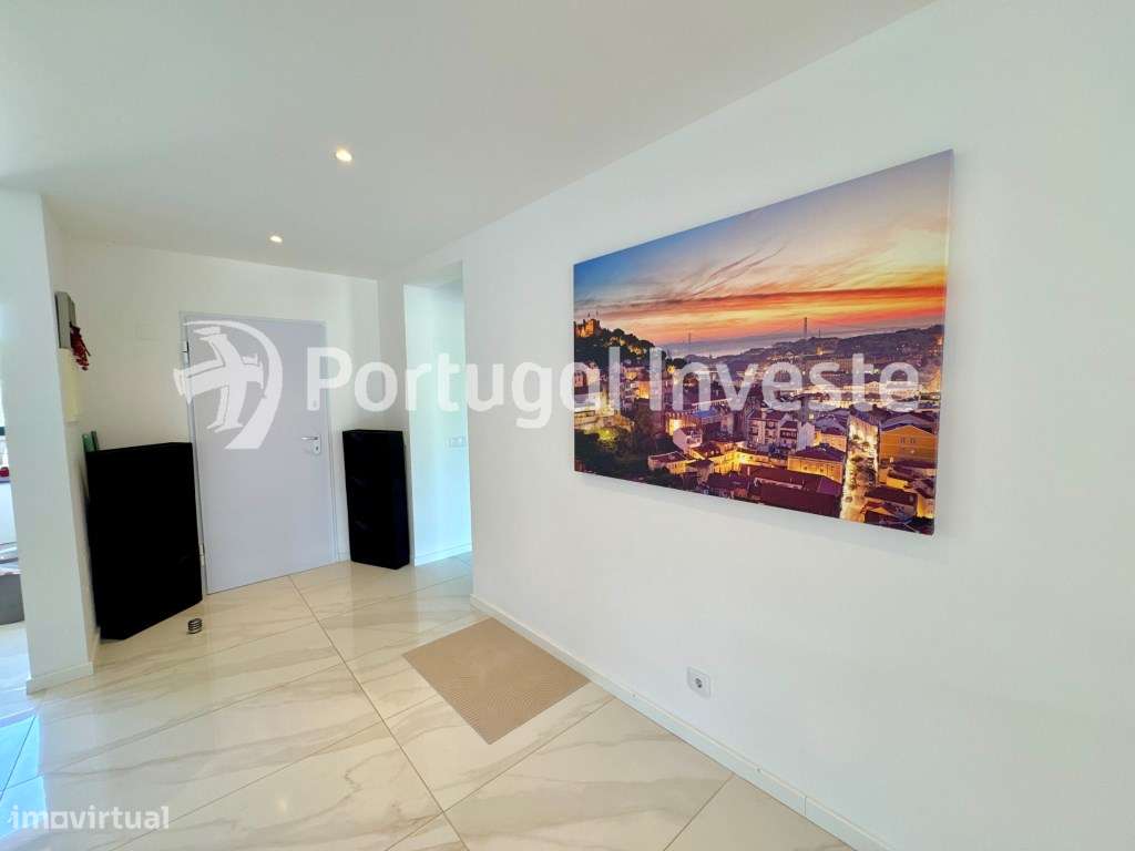 Moradia de Luxo com 3 Suites + T1 Independente em Condomínio com Pi...-9