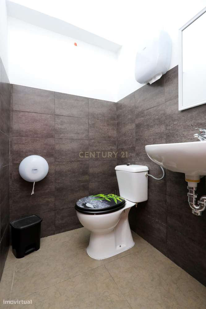 Loja no Lumiar, preparada para abrir o seu próprio negócio (café/paste-22