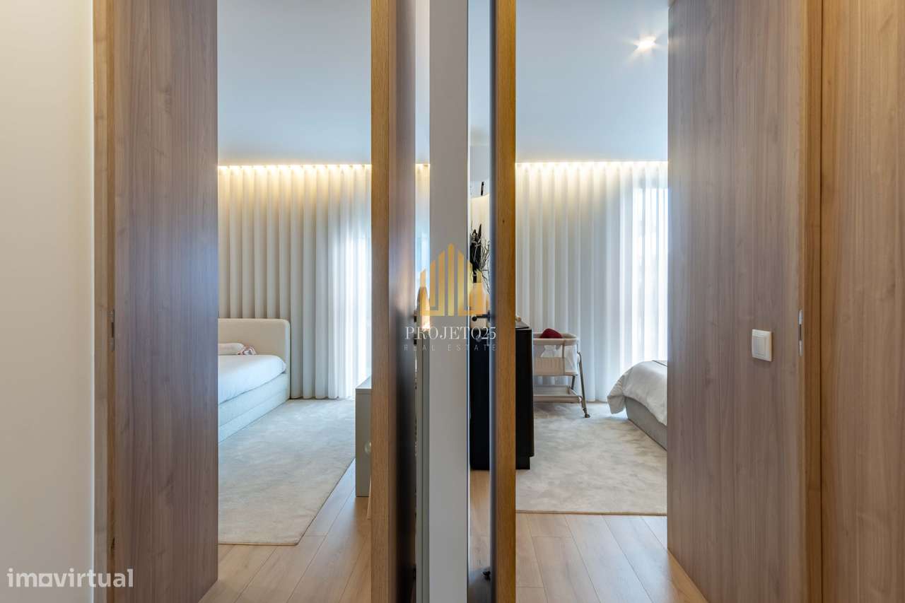 Luxuoso T2 Green Terrace, com grande varanda, zonas verdes e jardins.-29