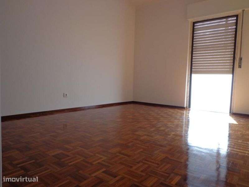 Excelente apartamento T3 em São Marcos - Grande imagem: 5/10