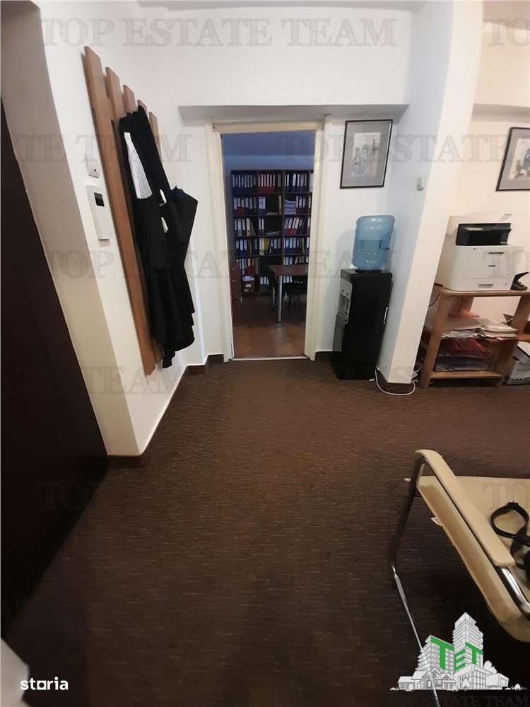 Piata Unirii  chiar la metrou in exclusivitate vanzare 2 camere cu loc-6