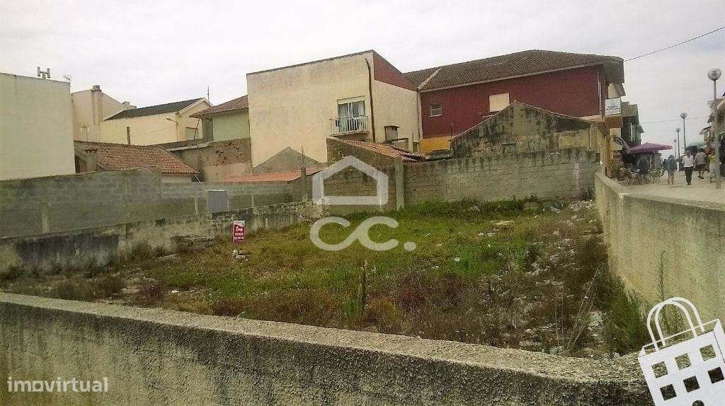 Terreno para construção urbana com a área de 352 m2, viabilidade até d-6