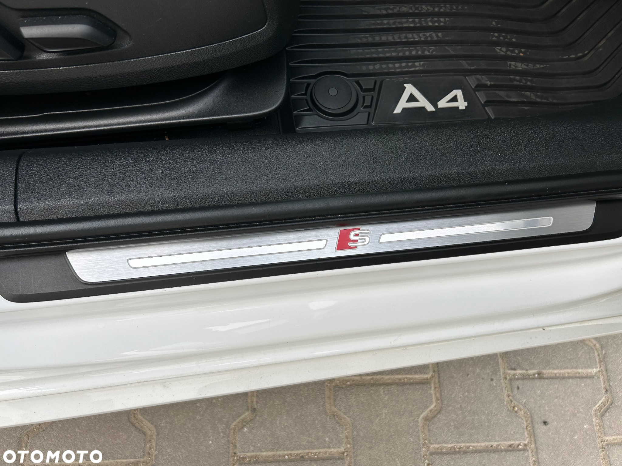 Audi A4 2.0 TFSI ultra S tronic - 14
