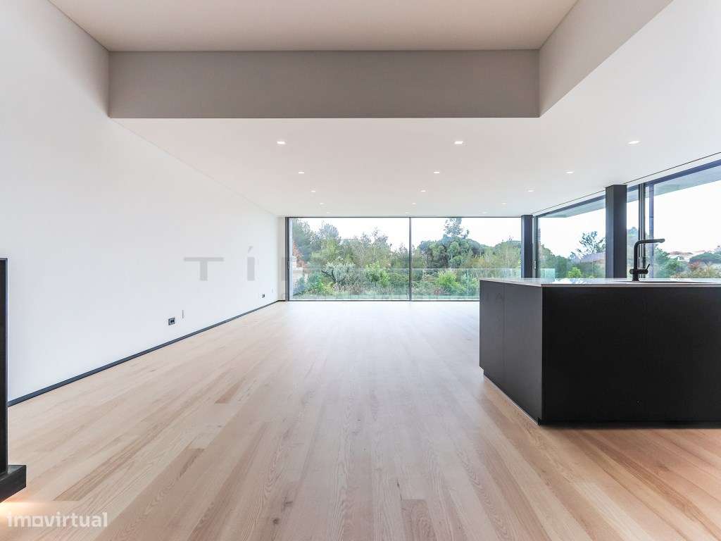 Moradia LUXO Condomínio Privado-12