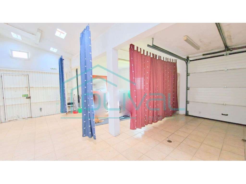 Moradia T6 centro de Samora Correia-29