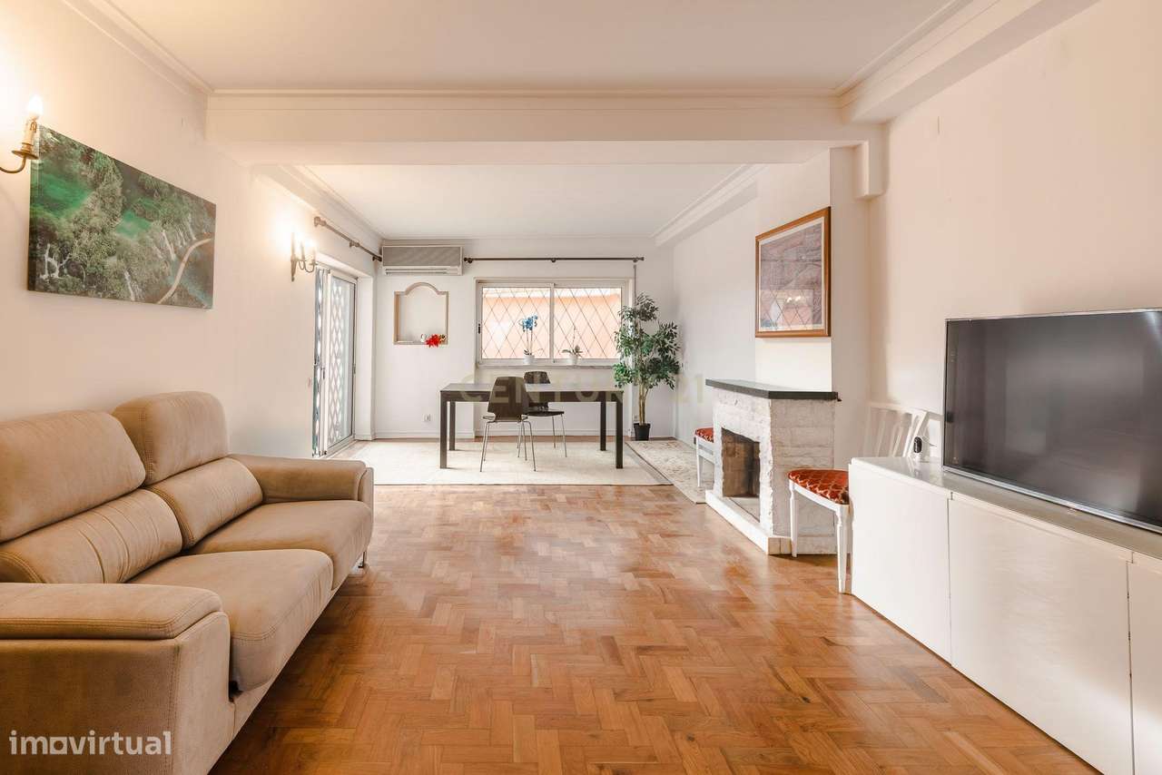 Venda de Moradia Independente em Murtal, Parede. - Grande imagem: 5/47