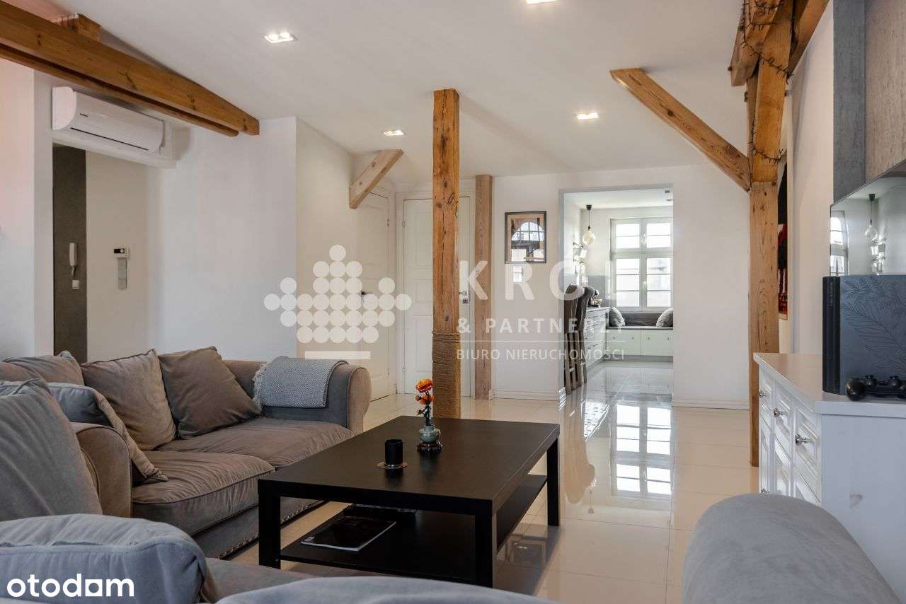 Nietuzinkowe mieszkanie w sercu miasta!-11