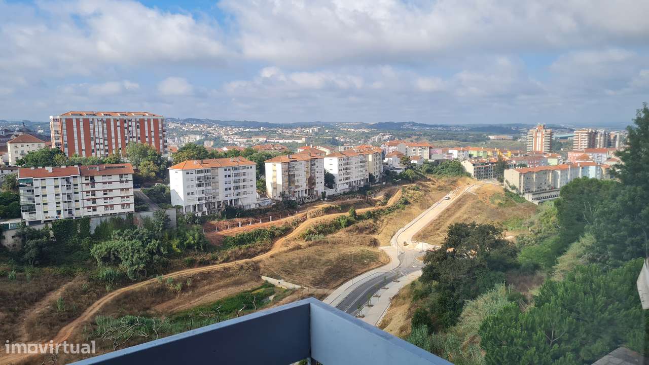 Apartamento  em Celas (Duplex e arrumo no sótão)-20