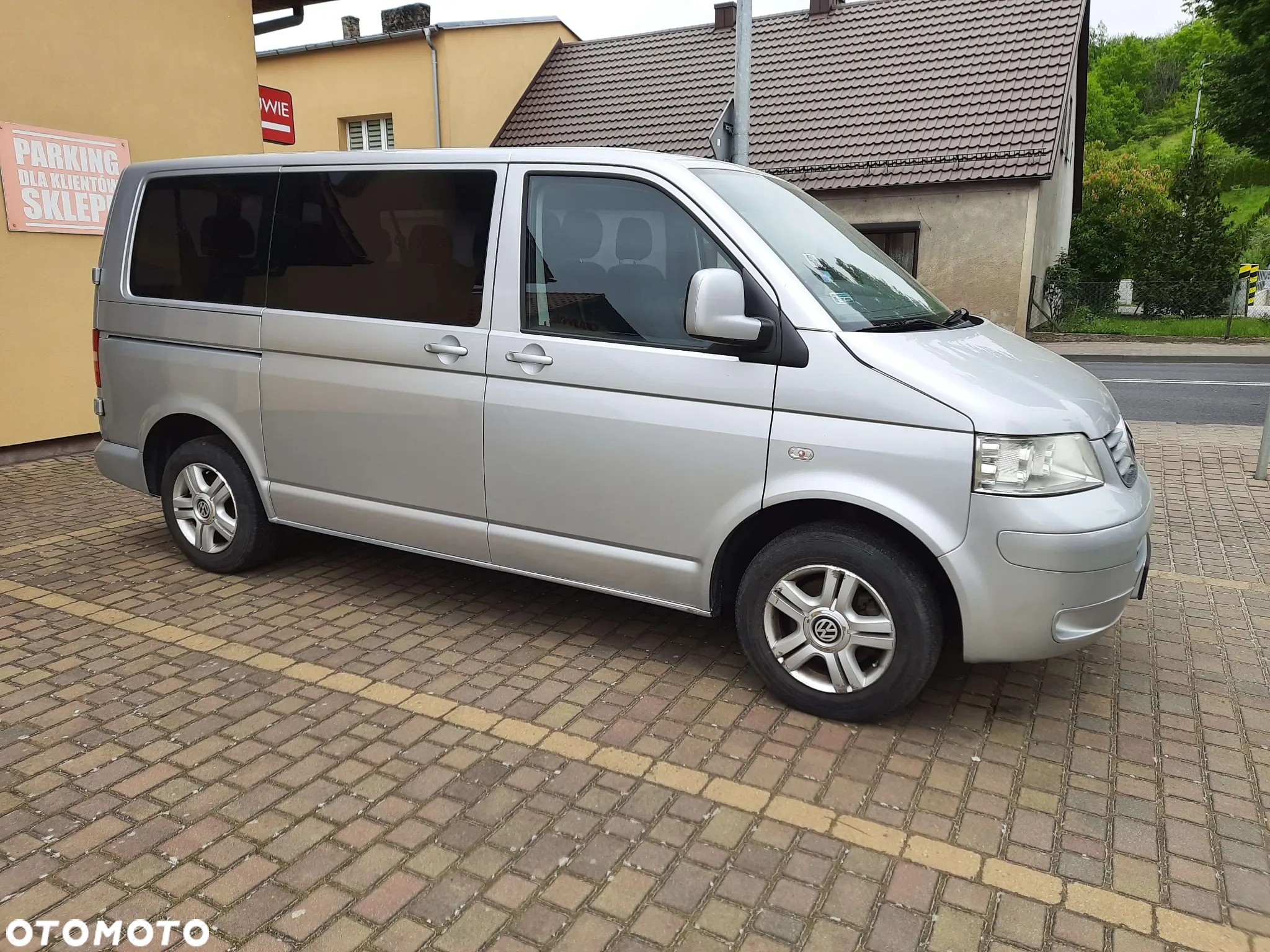 Volkswagen Caravelle - 6