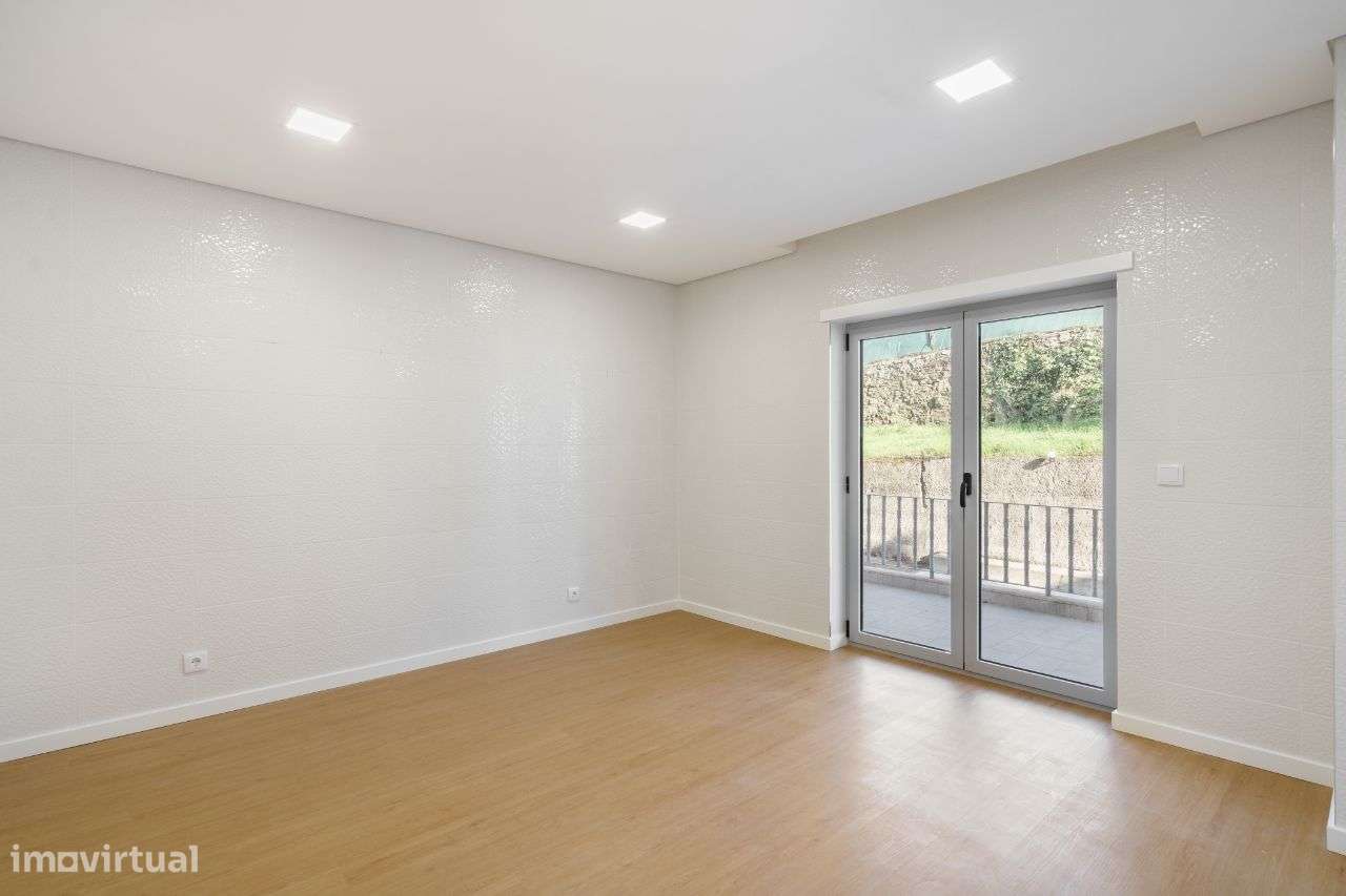 Moradia T5 Remodelada - Condomínio da Fonte Seca-27